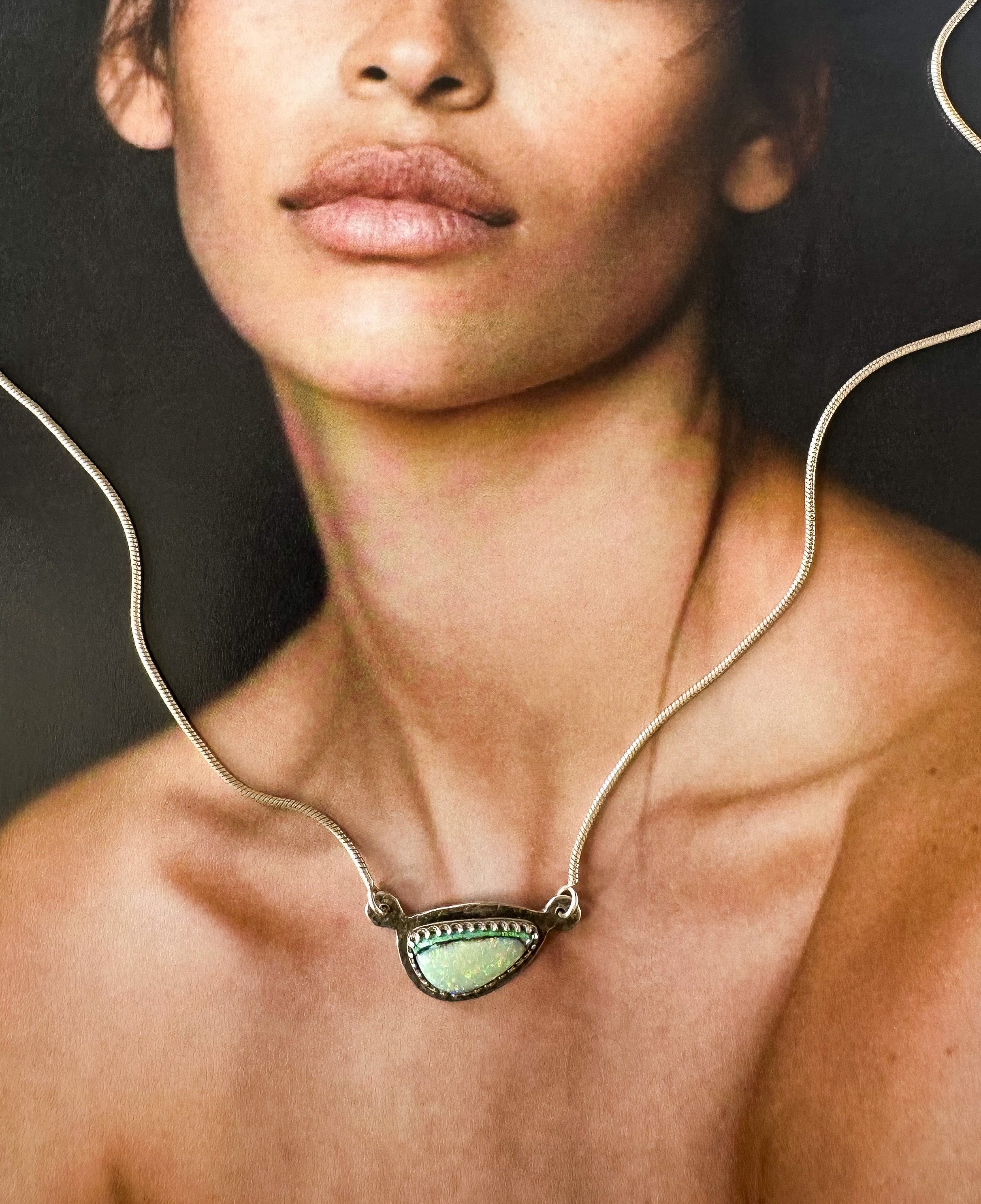 Dewy Glint Necklace