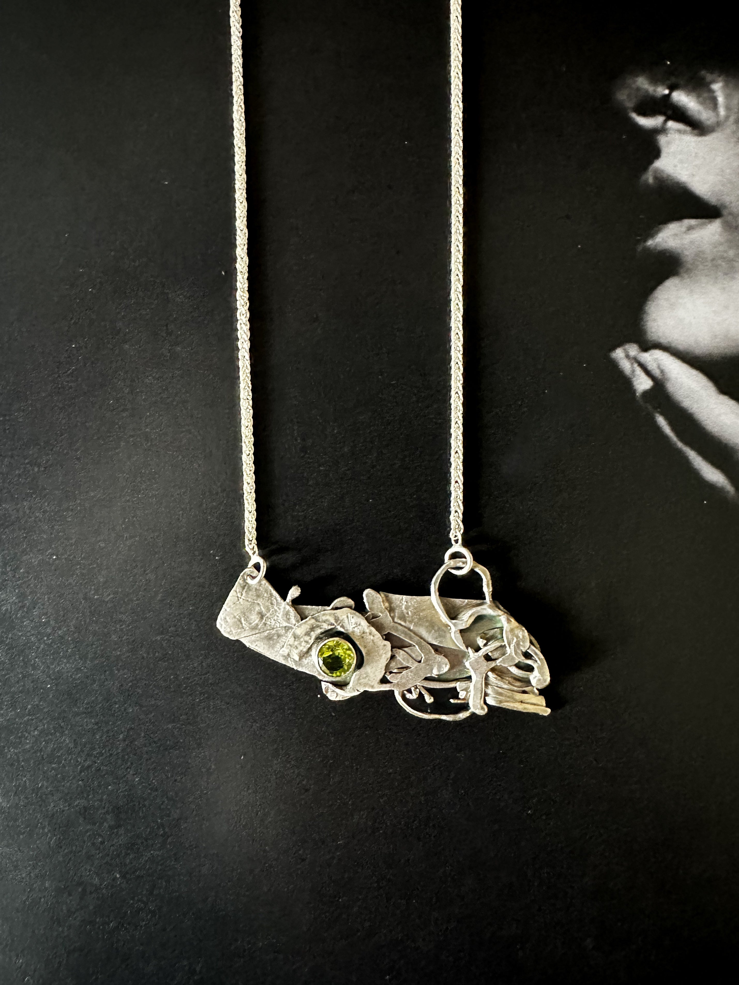 Glasslight Artifact Necklace