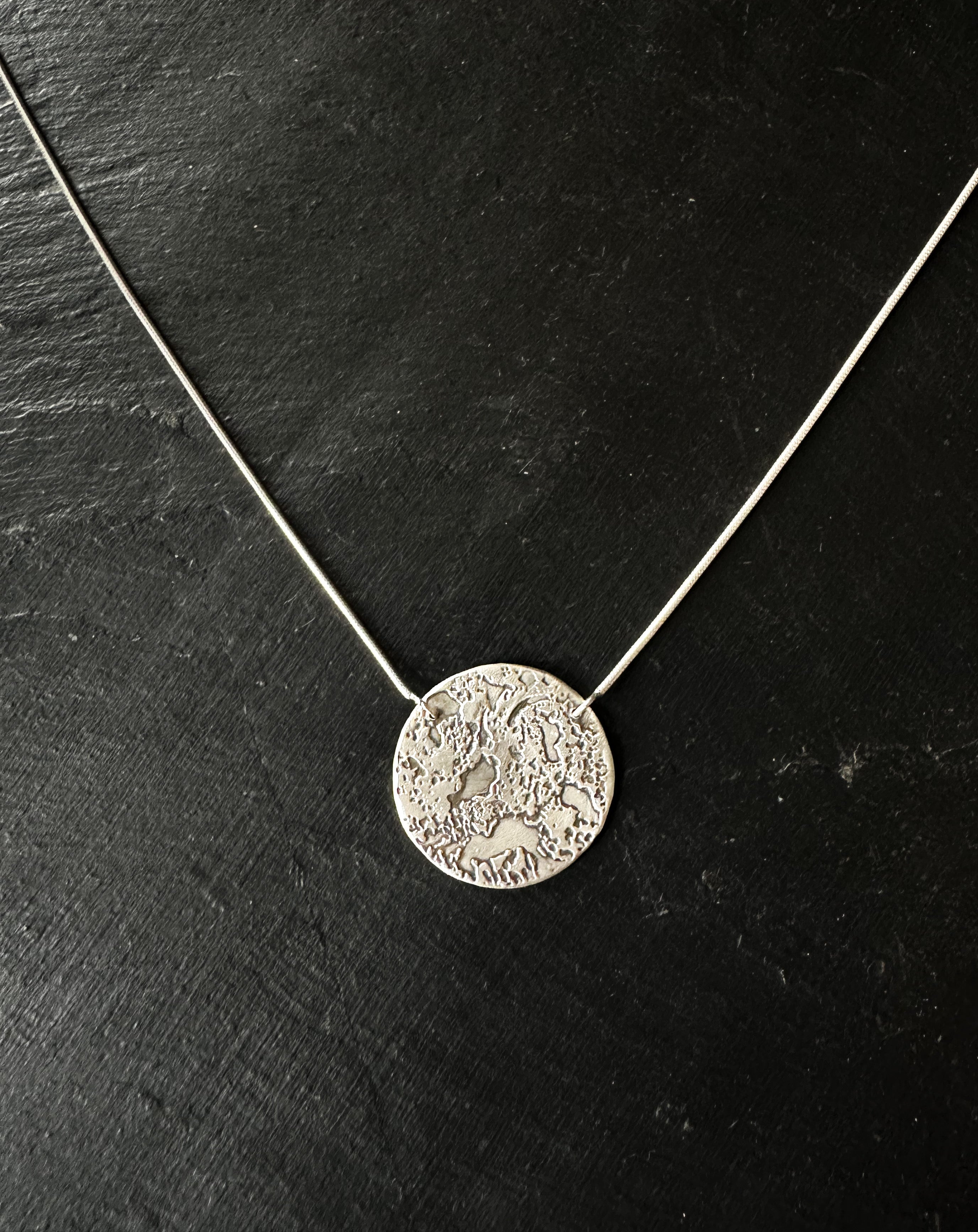 Lunaris Necklace