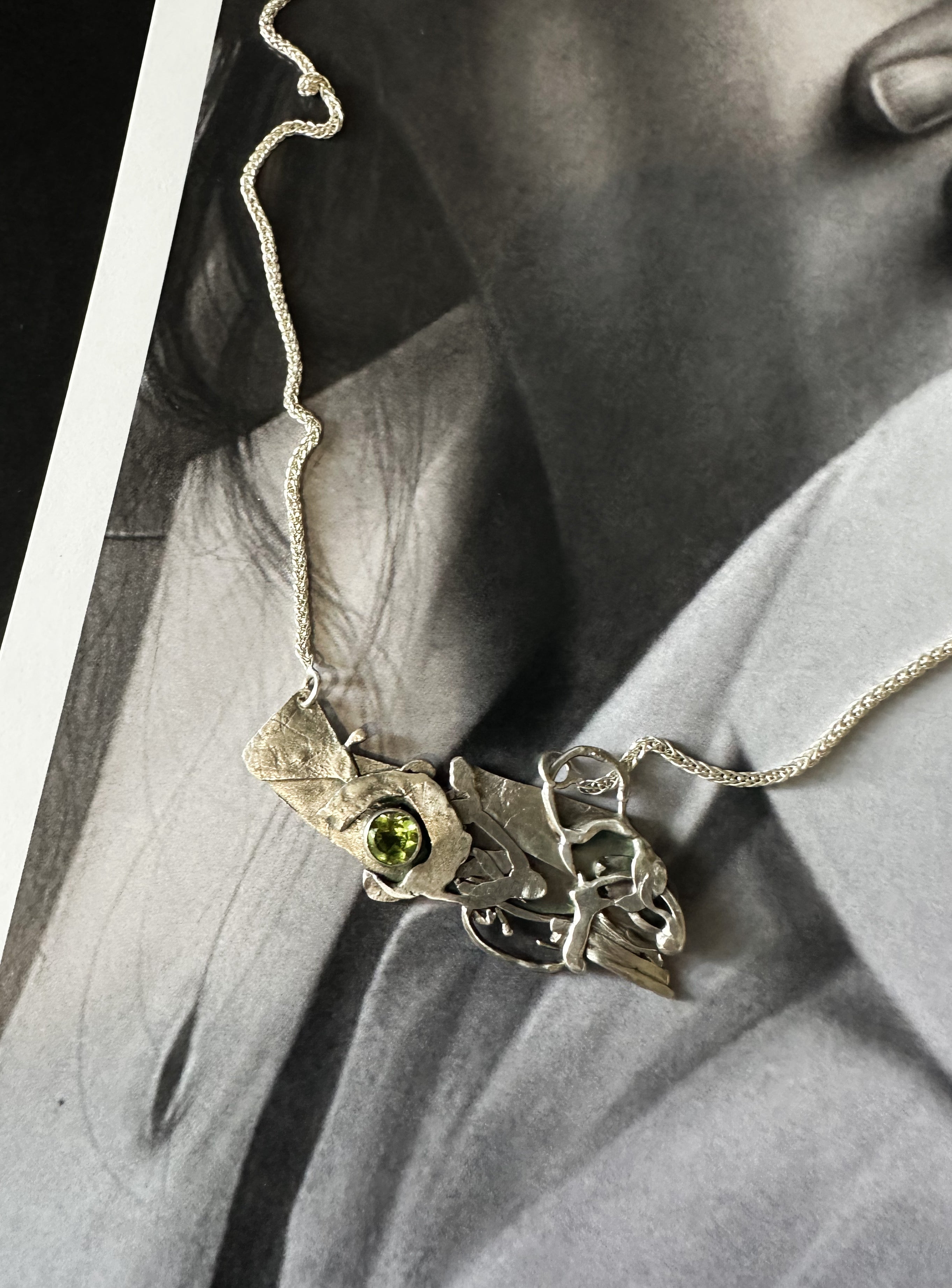 Glasslight Artifact Necklace