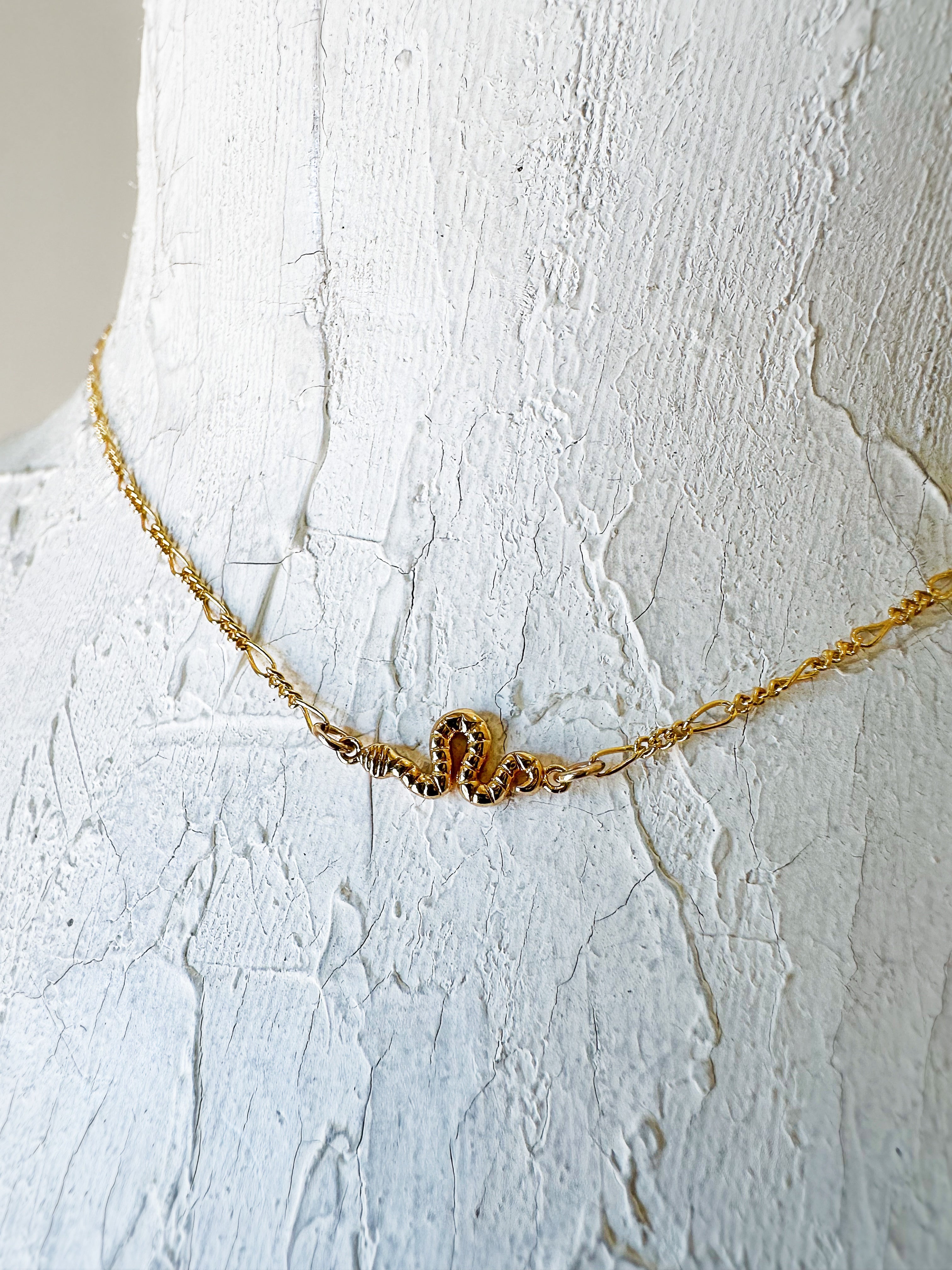 Serpent Necklace 14/20 gold