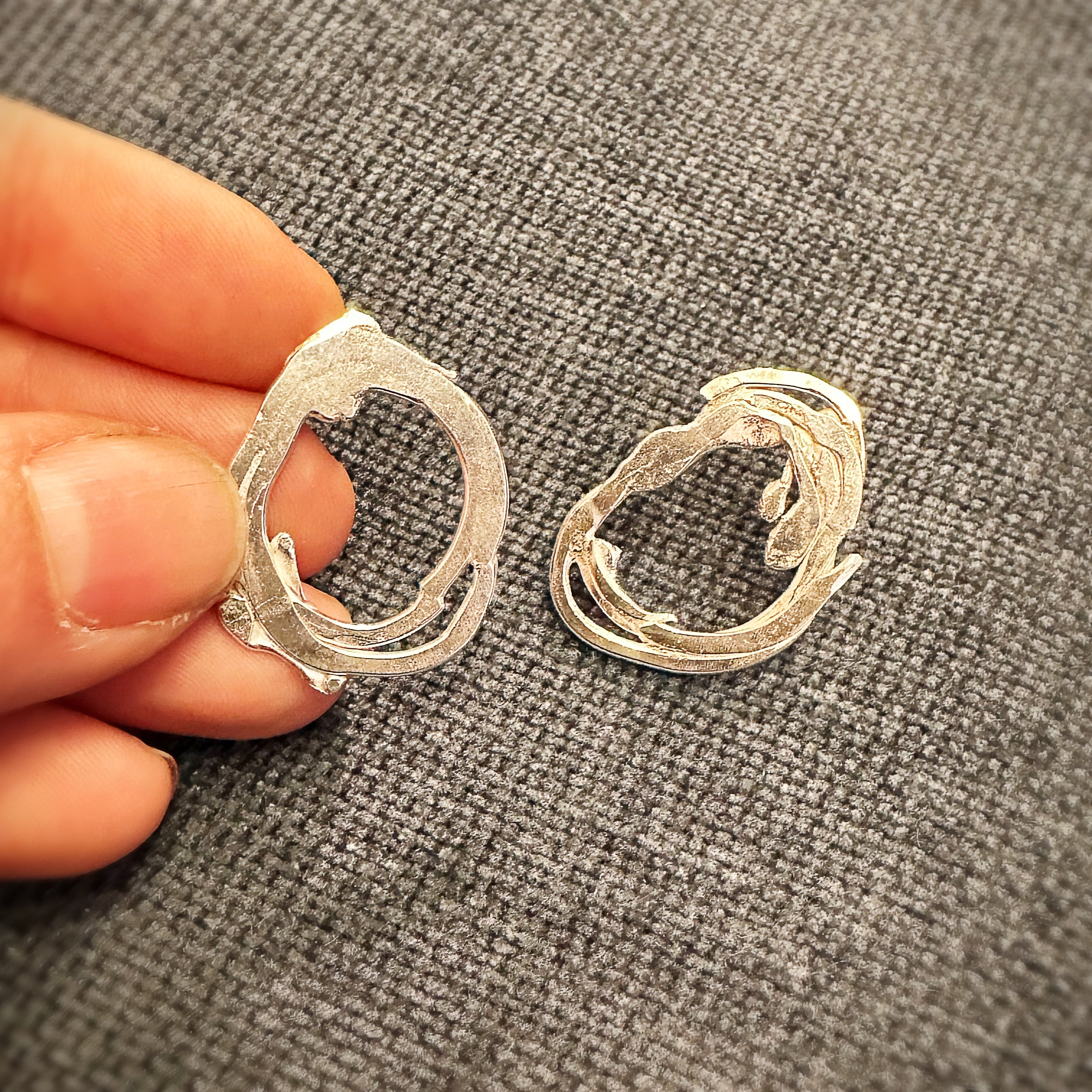 Arrival Circle Earrings- medium