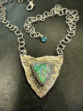 Load image into Gallery viewer, All That Glitters Necklace