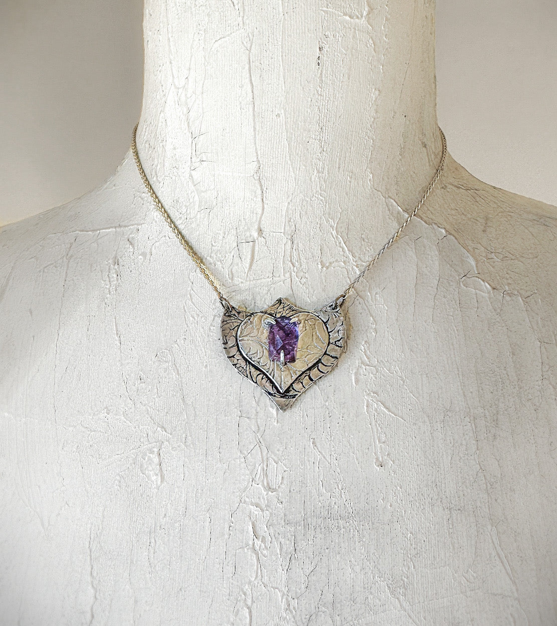 ObscurO Shield in Amethyst- Pax