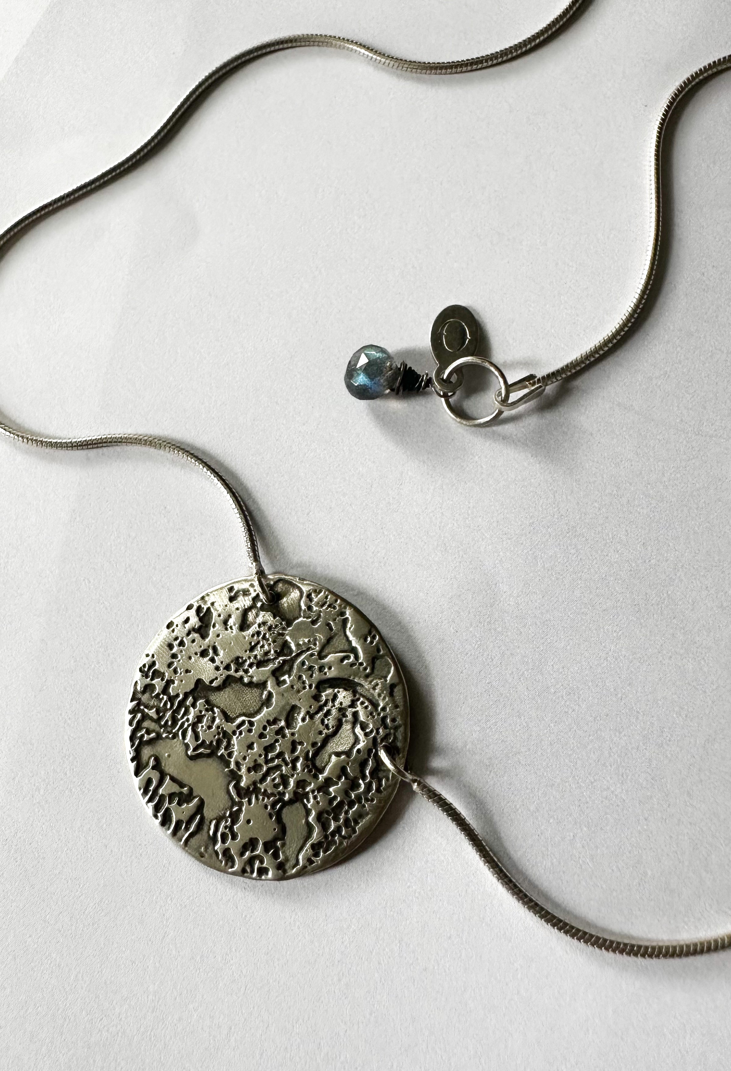 Lunaris Necklace