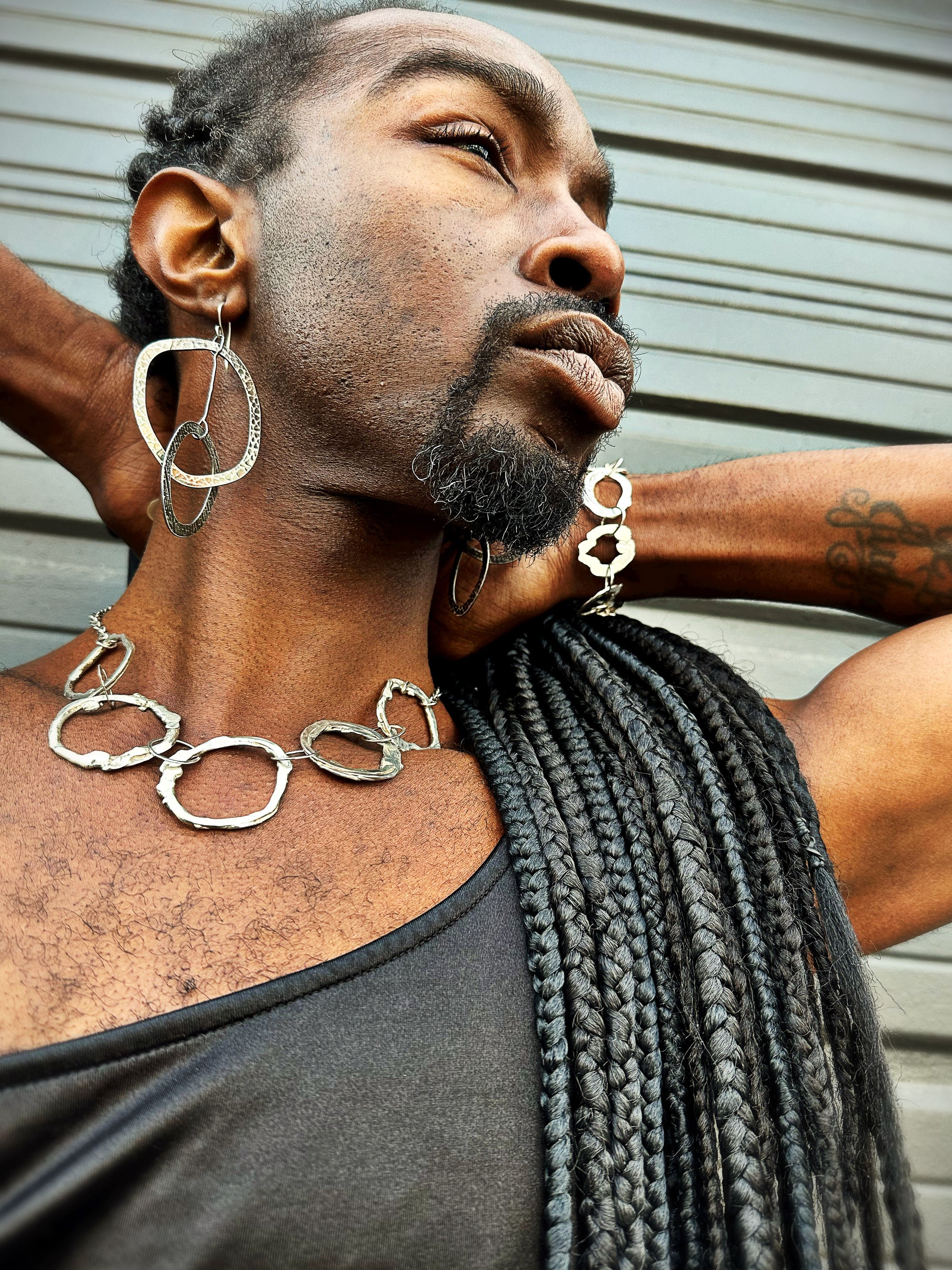 Signal Arrival Necklace