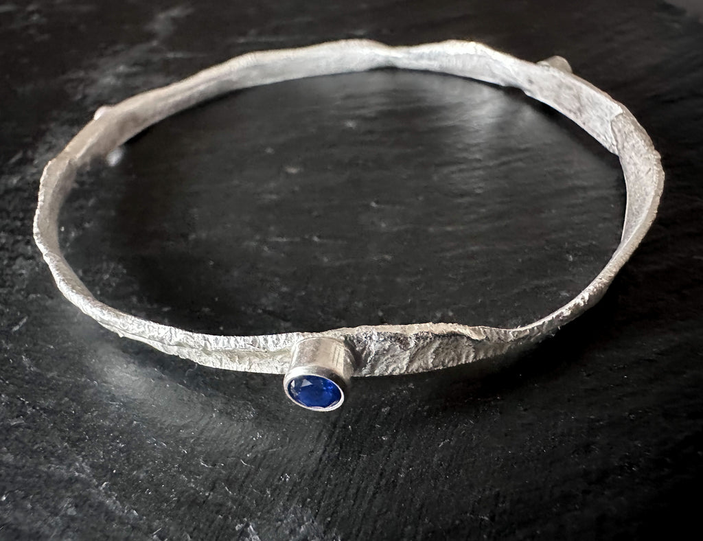 Distilled Rotation Bangle (with midnight blue spinal)