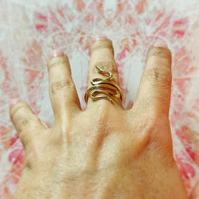 Load image into Gallery viewer, Gold Serpent Ring