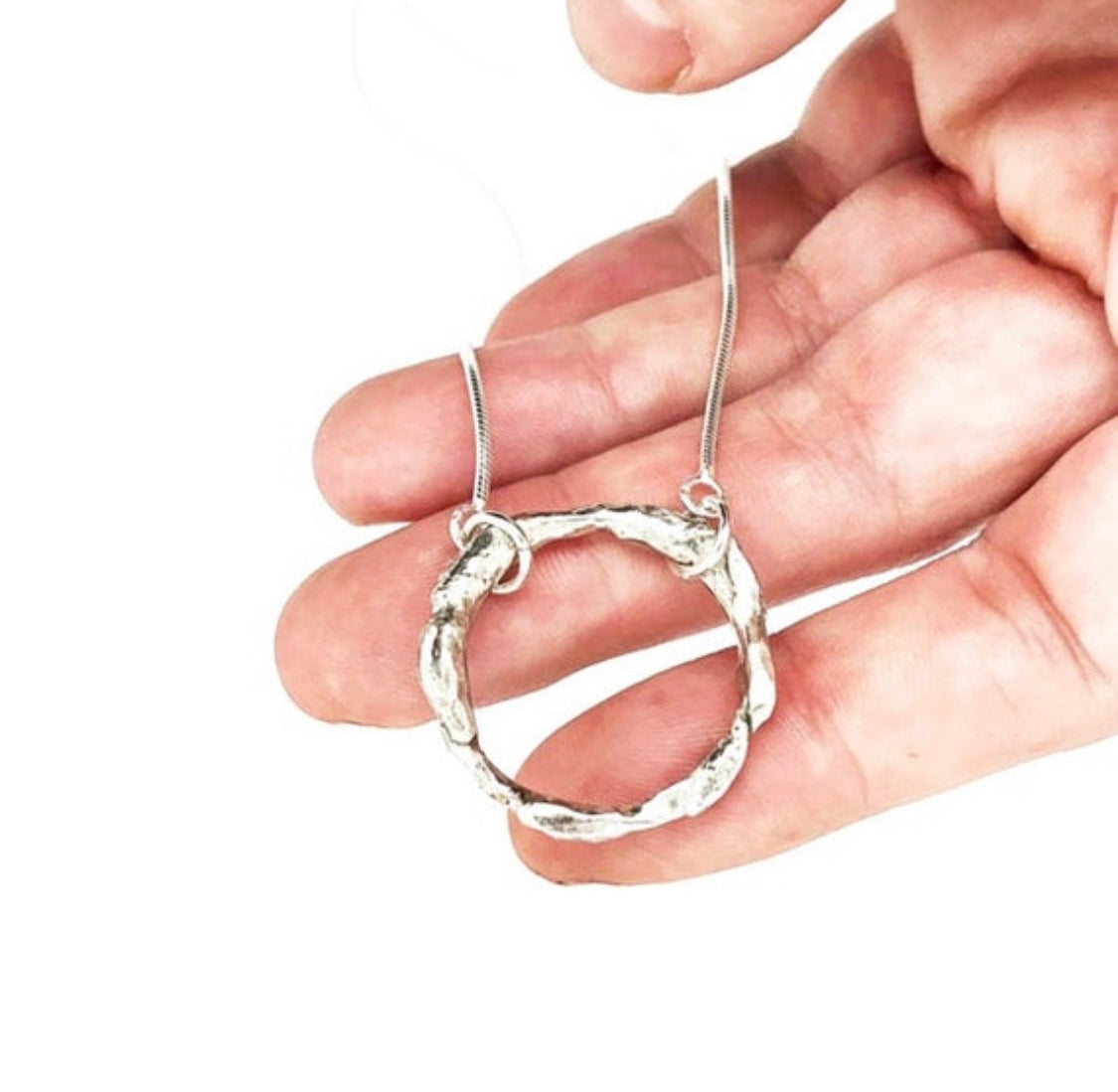 Arrival Necklace