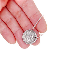 Load image into Gallery viewer, Daisy Coin Necklace 16&quot;