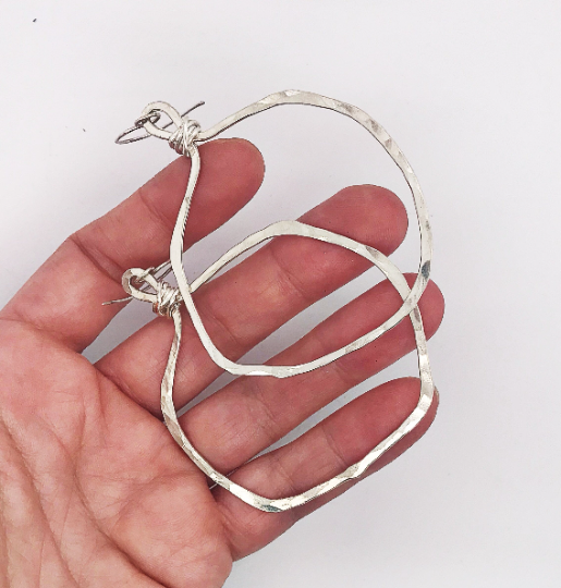 Veruschka Hoops (silver, medium) - Obscuro Jewelry -  hammered sterling silver